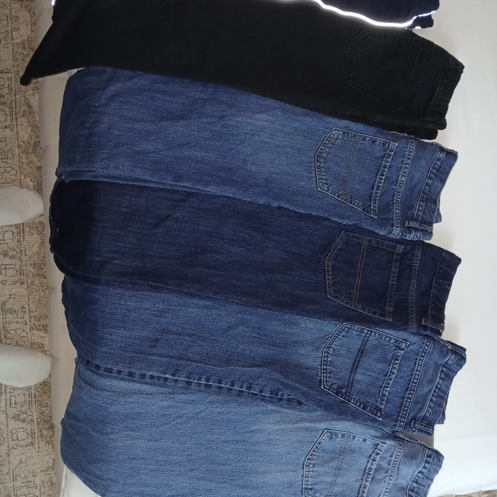 5 Pairs Of Boys Straight Jeans, Blue and Black BUNDLE!!!! EUC